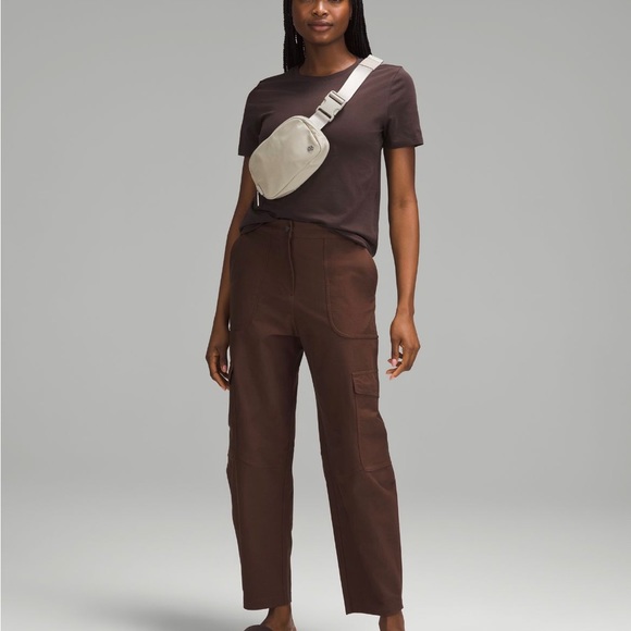 NEW LULULEMON EVERYWHERE BELT BAG COLOR RAW LINEN - Picture 2 of 8